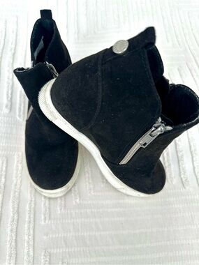 Steve Madden Girls Black Suede Boots Size 1